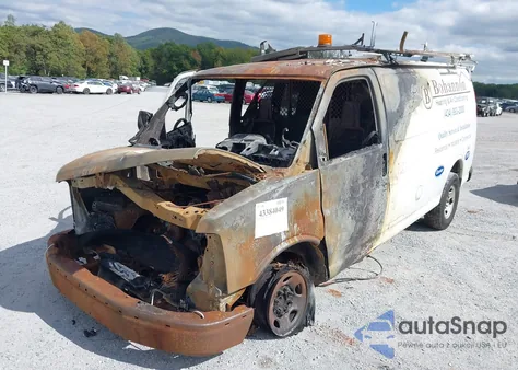 2005 Chevrolet Express from USA, damaged, VIN 1GCGG25V051209590
